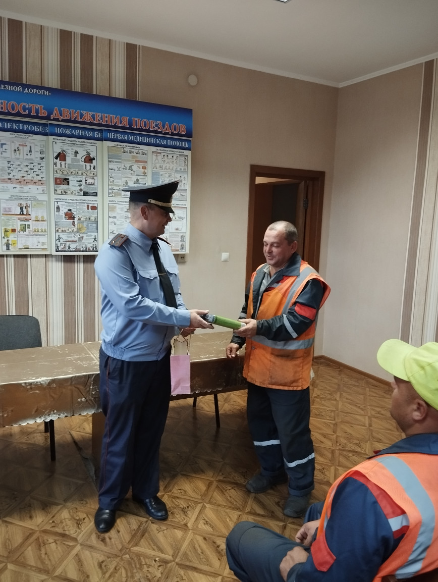В благодарность за взаимодействие!