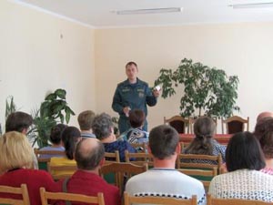 Безопасность для взрослых и детей 